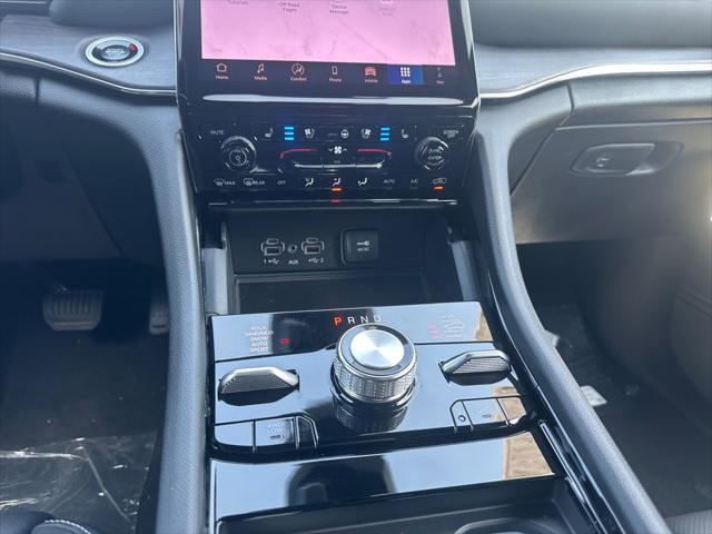 new 2025 Jeep Grand Cherokee car, priced at $57,392