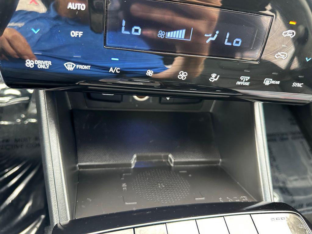 used 2024 Hyundai TUCSON Hybrid car, priced at $27,500