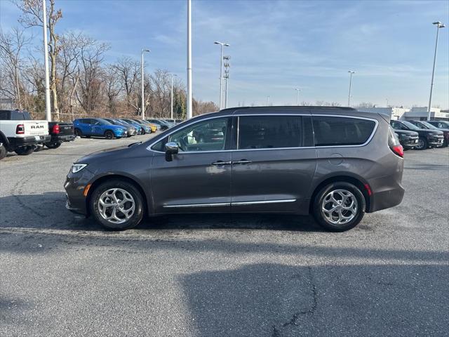 used 2022 Chrysler Pacifica car, priced at $24,000