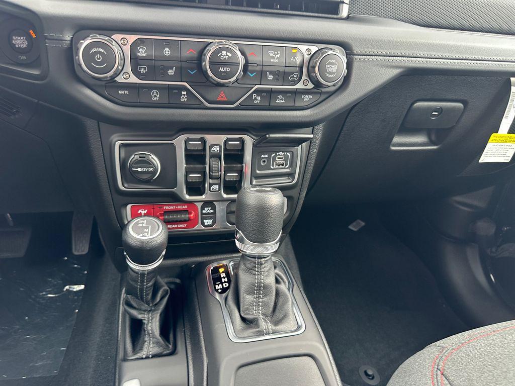 new 2025 Jeep Wrangler car, priced at $56,050
