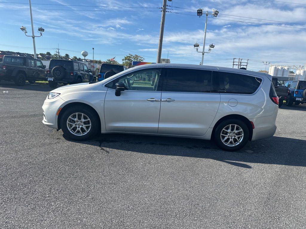 used 2024 Chrysler Pacifica car, priced at $31,800