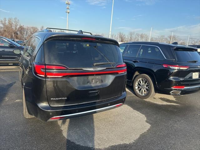 used 2021 Chrysler Pacifica car, priced at $21,500