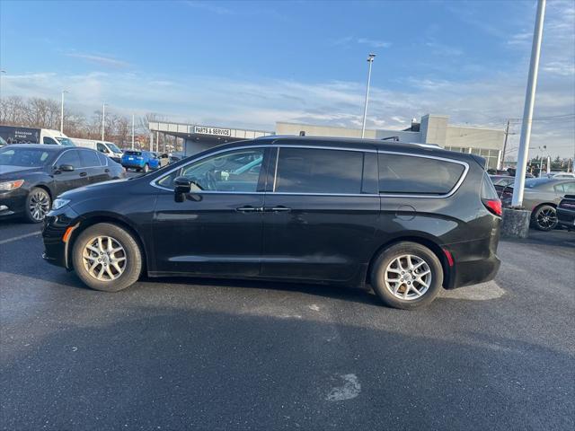 used 2021 Chrysler Pacifica car, priced at $21,500