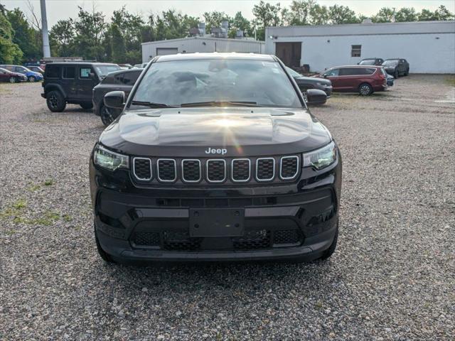 new 2024 Jeep Compass car, priced at $23,425