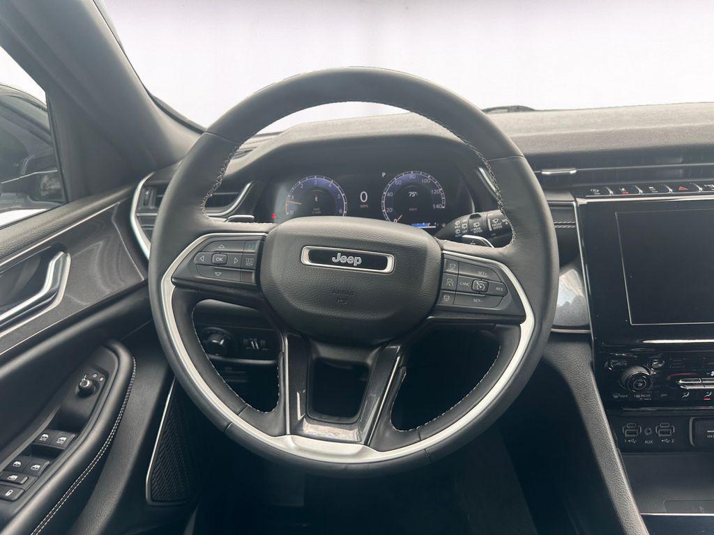 used 2022 Jeep Grand Cherokee car, priced at $31,437