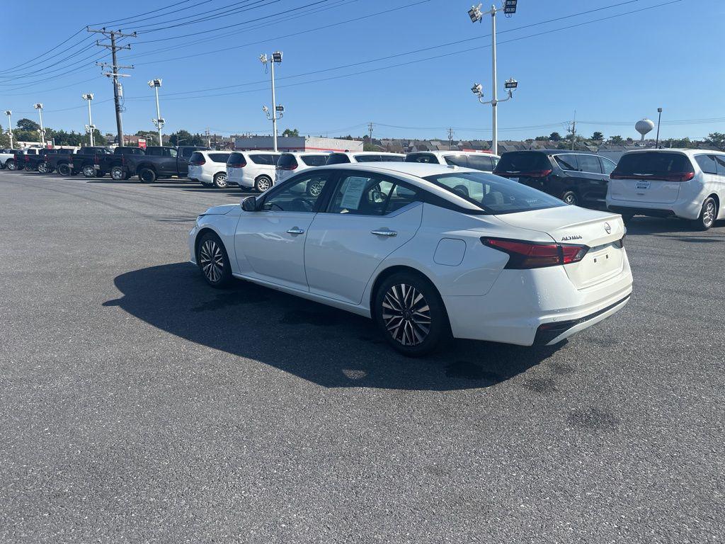 used 2023 Nissan Altima car, priced at $18,900