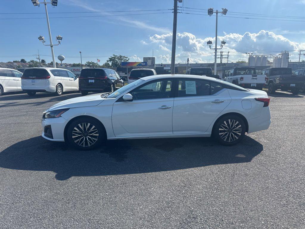 used 2023 Nissan Altima car, priced at $18,900