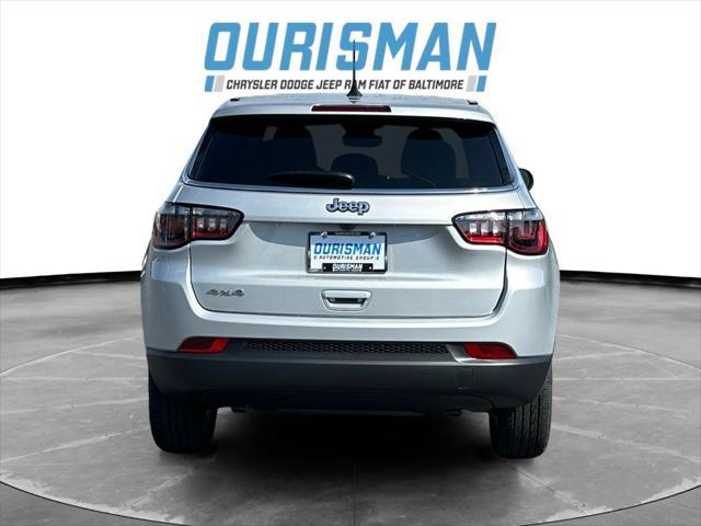 new 2025 Jeep Compass car, priced at $29,985