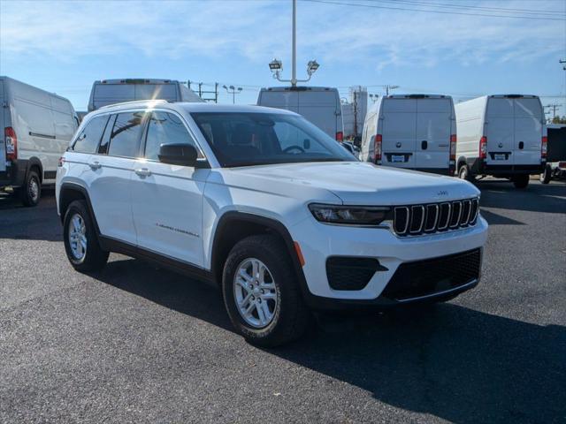 used 2023 Jeep Grand Cherokee car, priced at $28,400