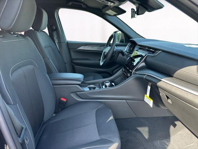 new 2025 Jeep Grand Cherokee car, priced at $36,110