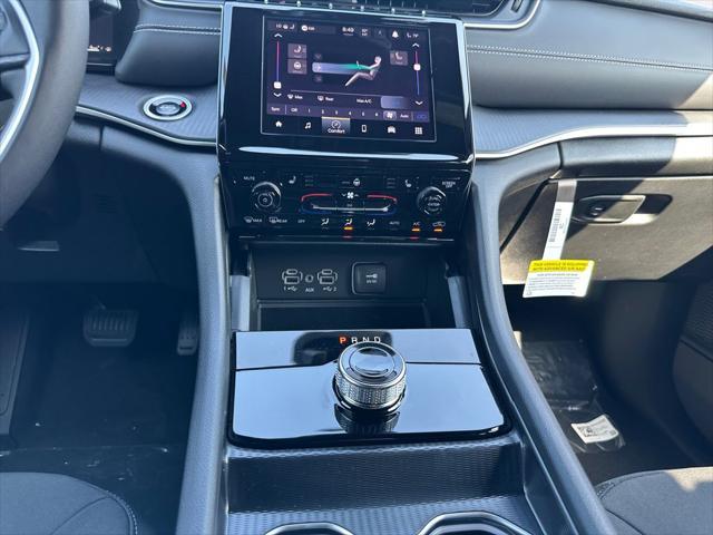 new 2025 Jeep Grand Cherokee car, priced at $36,110