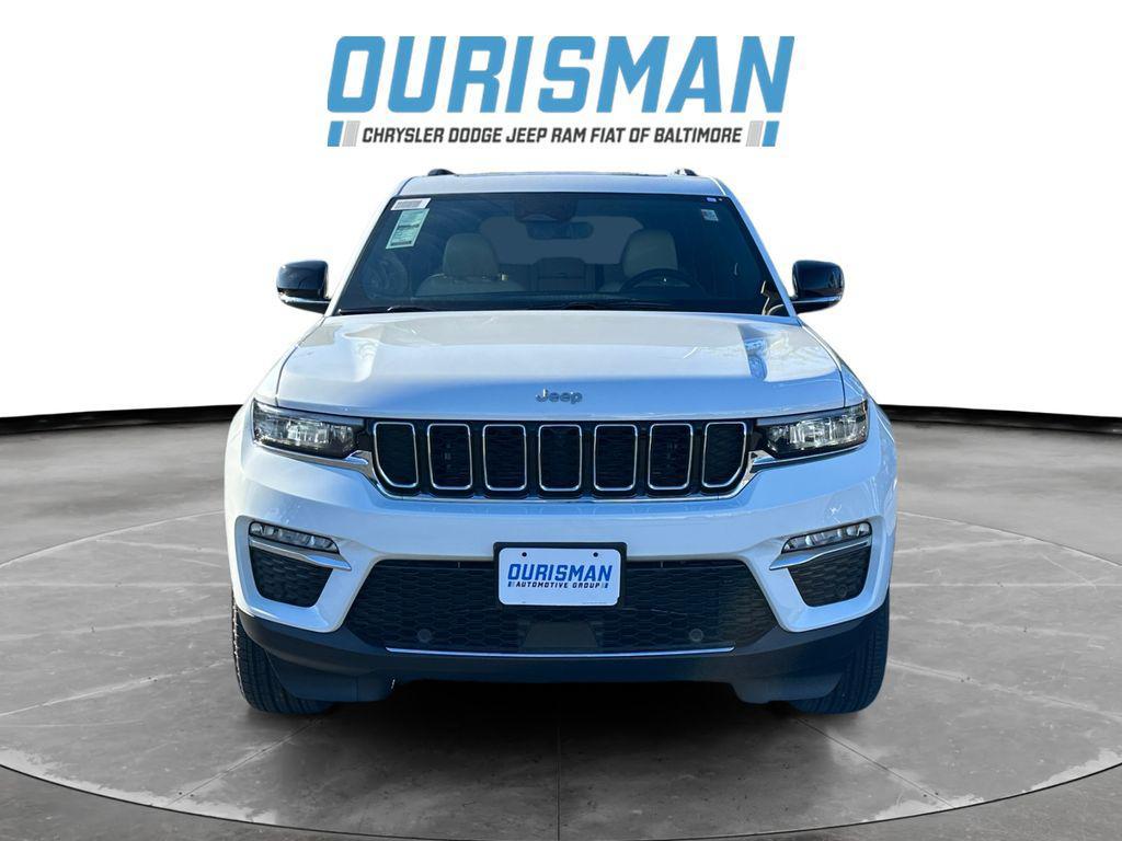 new 2025 Jeep Grand Cherokee car, priced at $45,991