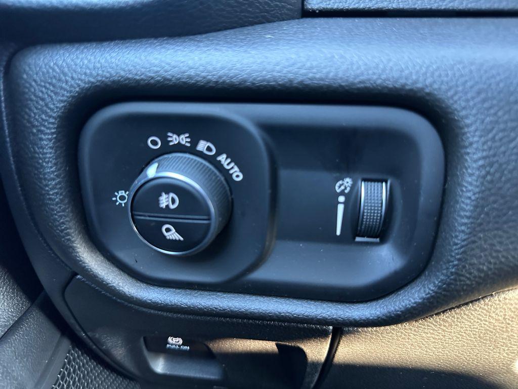 new 2025 Ram 1500 car, priced at $40,906