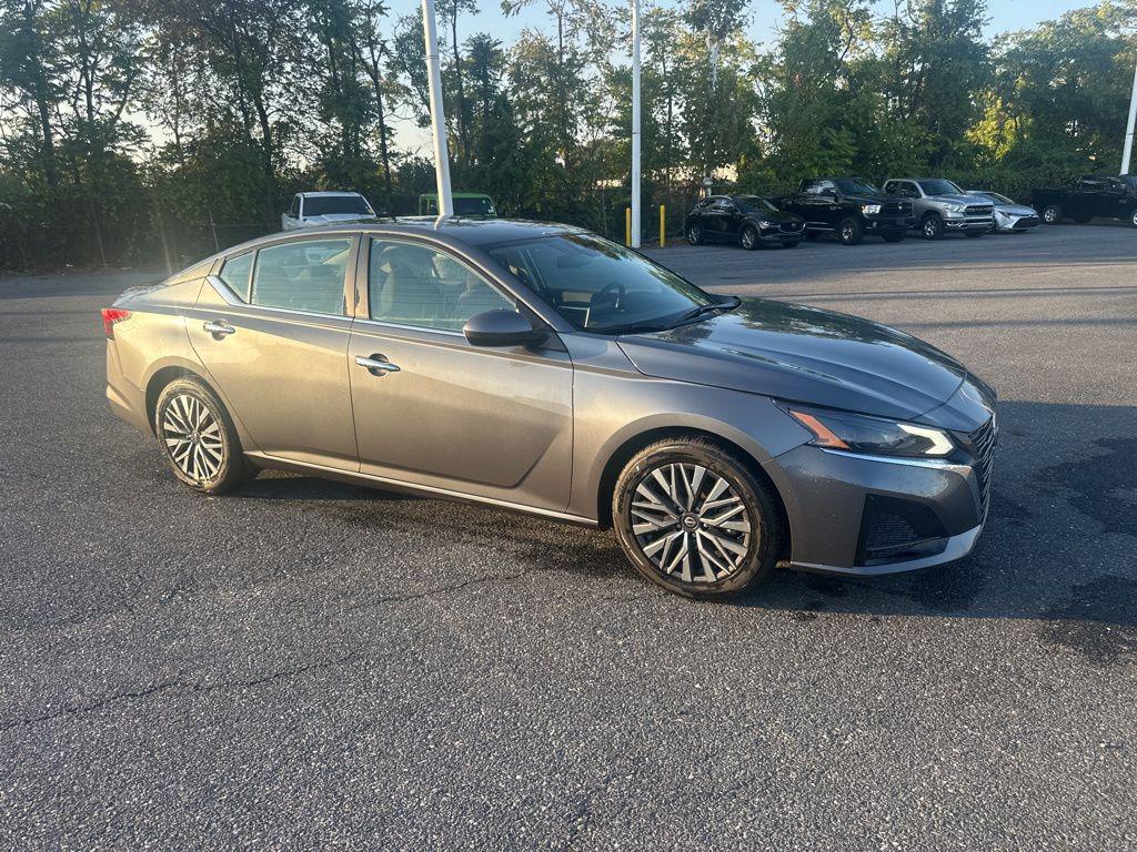 used 2023 Nissan Altima car, priced at $18,320