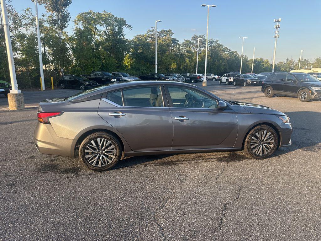 used 2023 Nissan Altima car, priced at $18,320