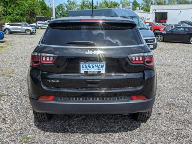 new 2024 Jeep Compass car, priced at $23,579