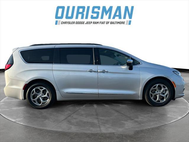 used 2023 Chrysler Pacifica car, priced at $26,500