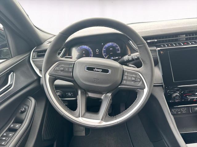new 2025 Jeep Grand Cherokee car, priced at $43,370