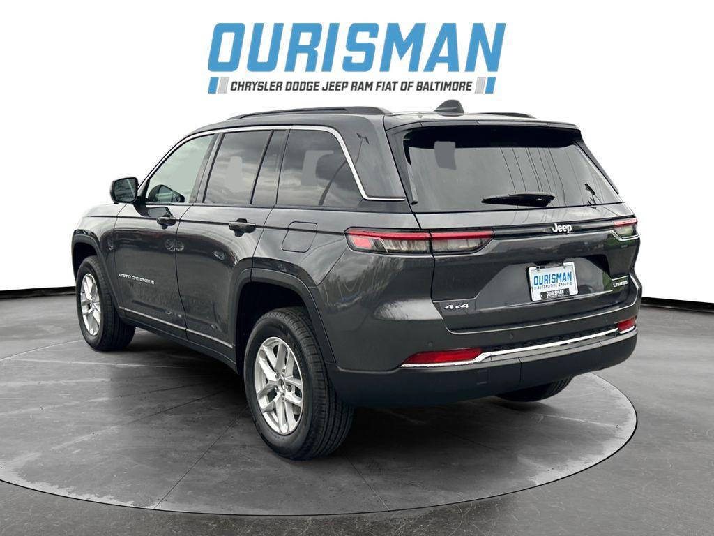 new 2025 Jeep Grand Cherokee car, priced at $39,695