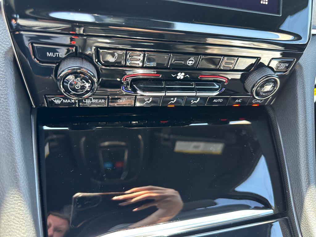 new 2025 Jeep Grand Cherokee car, priced at $42,286