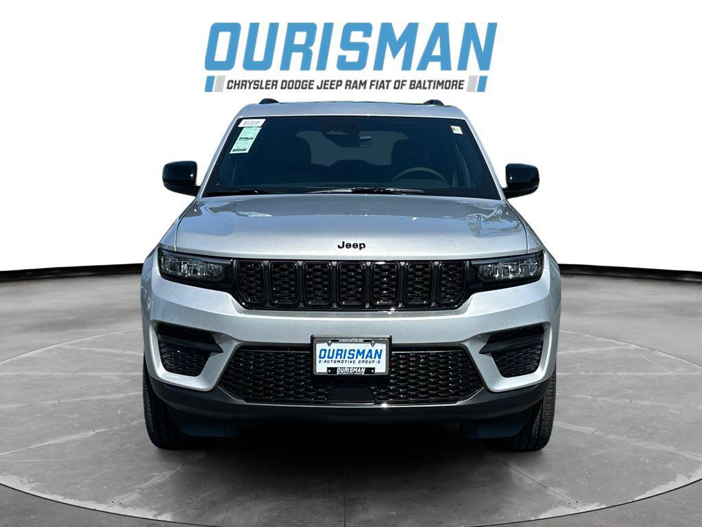 new 2025 Jeep Grand Cherokee car, priced at $42,286