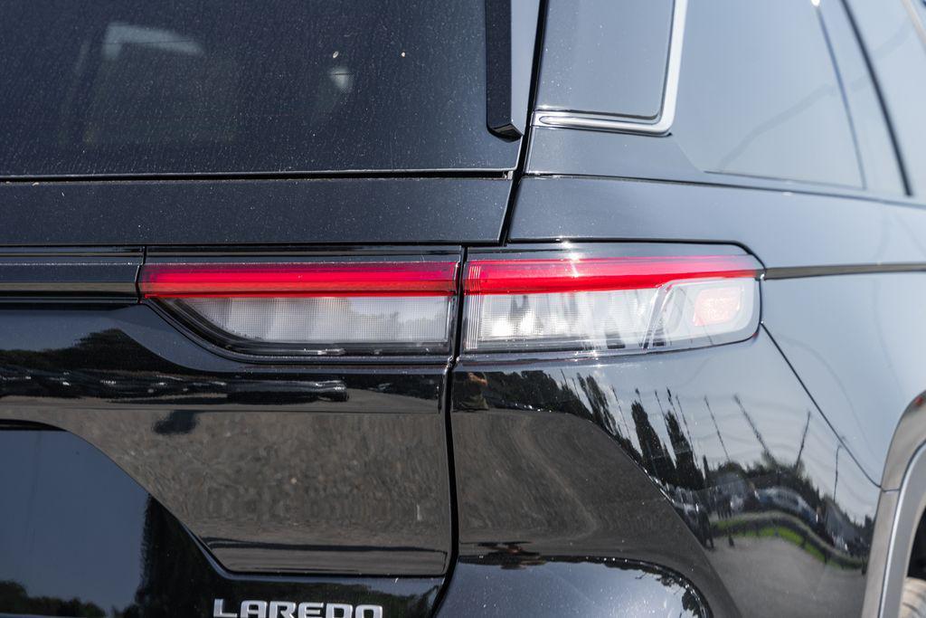 new 2025 Jeep Grand Cherokee car, priced at $35,274