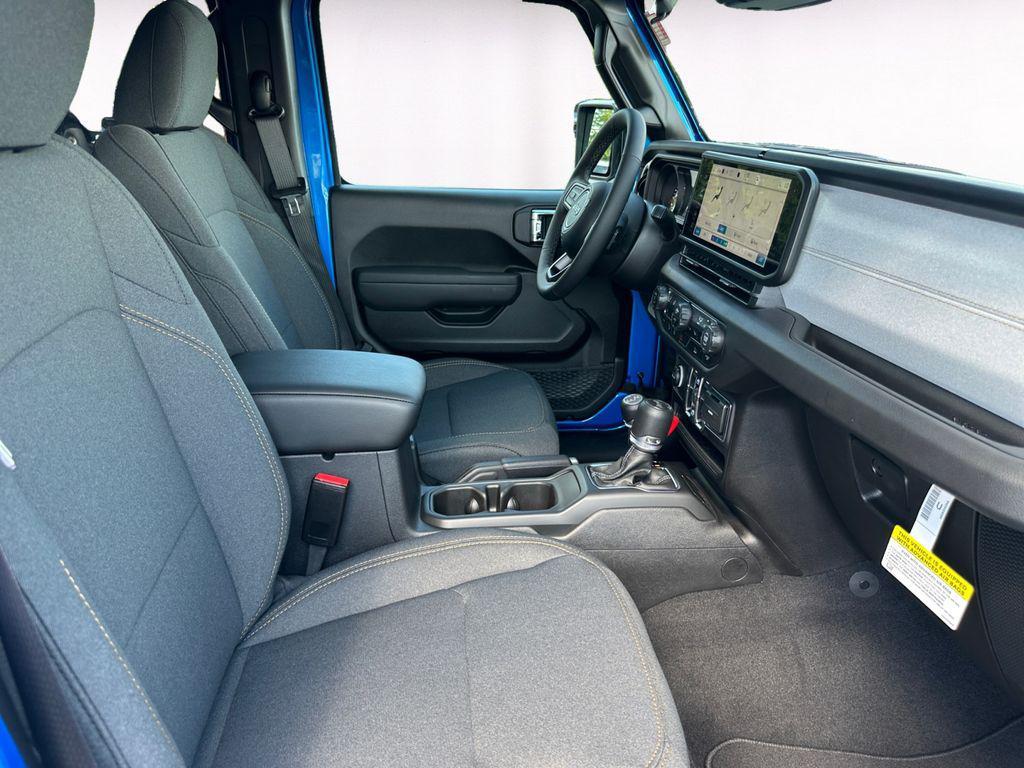 new 2025 Jeep Wrangler car, priced at $40,948
