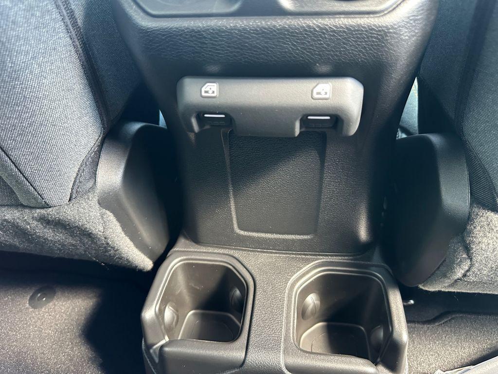 new 2025 Jeep Wrangler car, priced at $40,948