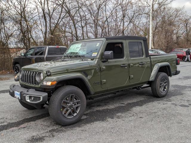 new 2024 Jeep Gladiator car, priced at $40,754