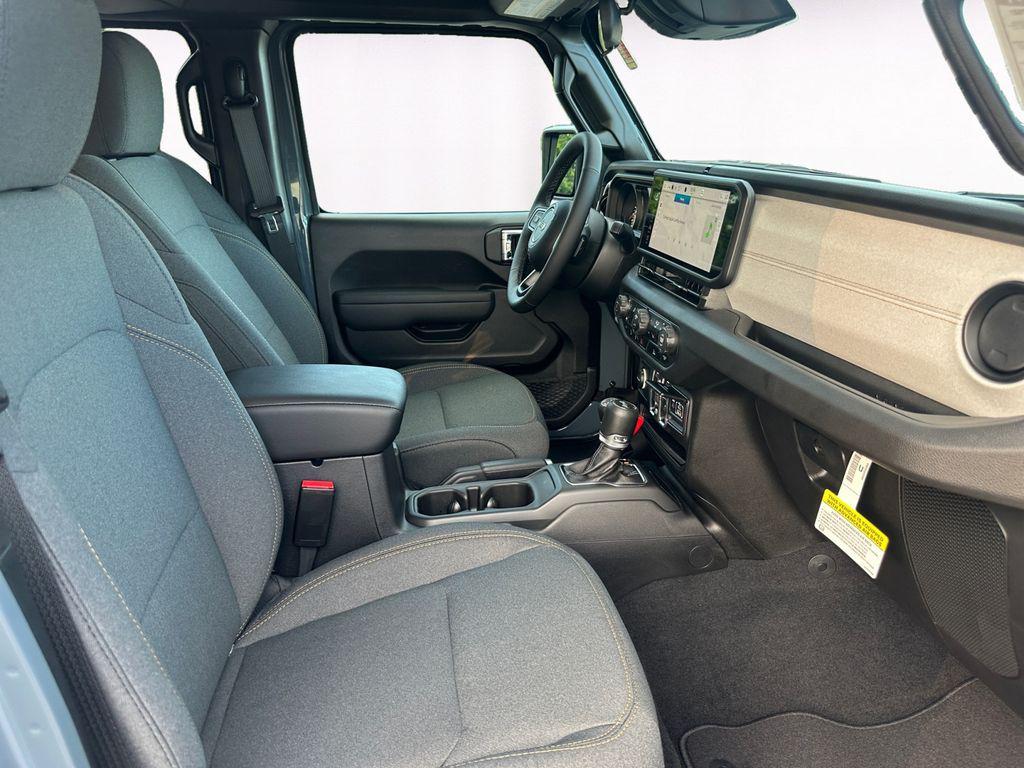 new 2025 Jeep Wrangler car, priced at $40,973