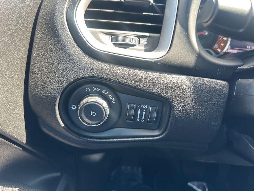 used 2021 Jeep Renegade car, priced at $19,700