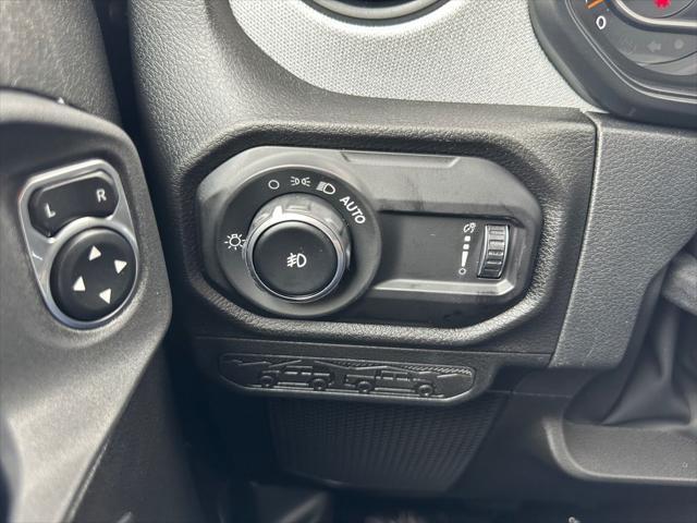 new 2025 Jeep Wrangler car, priced at $43,983