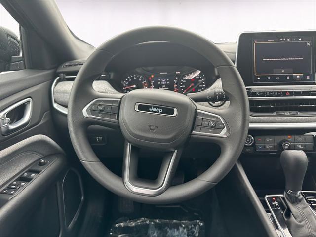 new 2025 Jeep Compass car, priced at $29,090