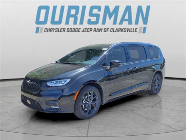 new 2025 Chrysler Pacifica car, priced at $45,411