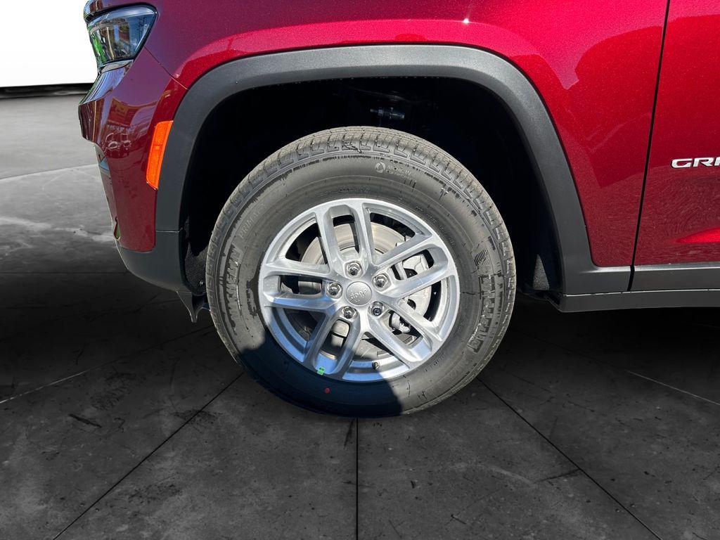 new 2025 Jeep Grand Cherokee car, priced at $36,647