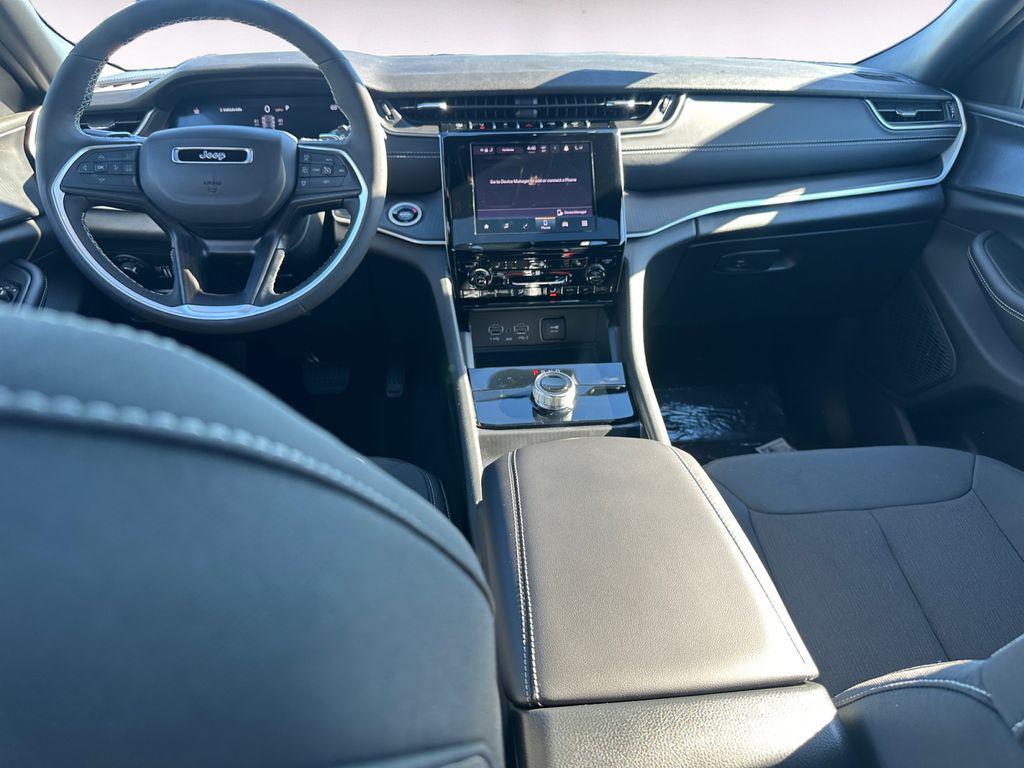 new 2025 Jeep Grand Cherokee car, priced at $36,647