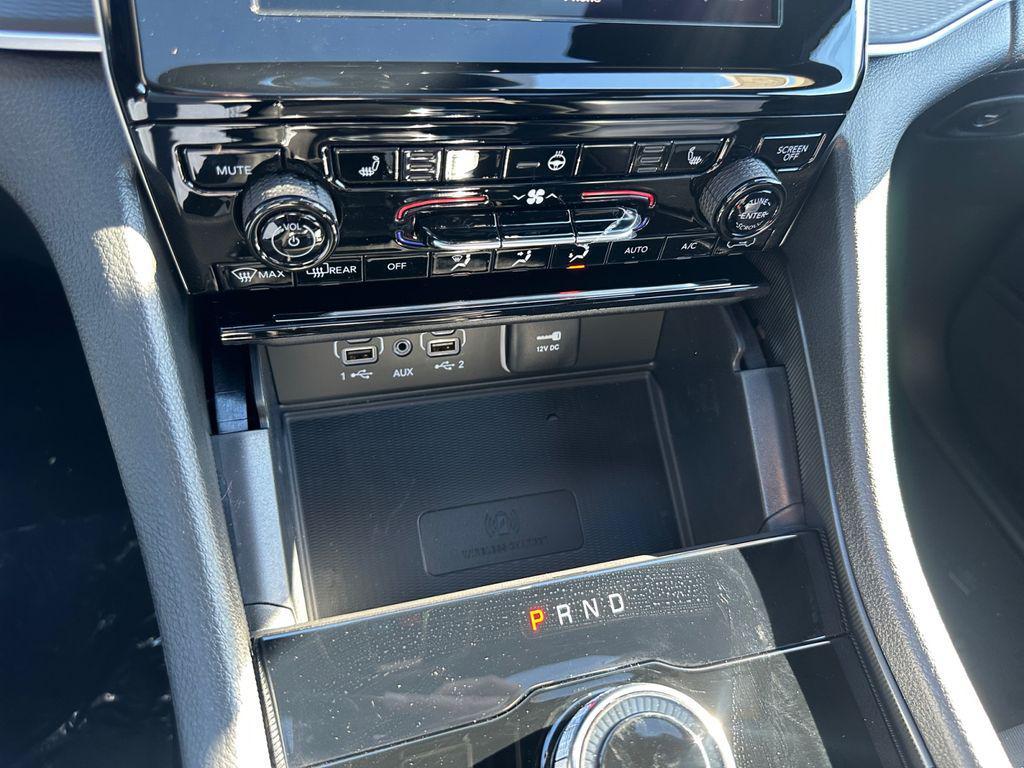 new 2025 Jeep Grand Cherokee car, priced at $36,647