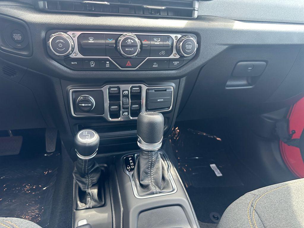 new 2025 Jeep Gladiator car, priced at $36,164