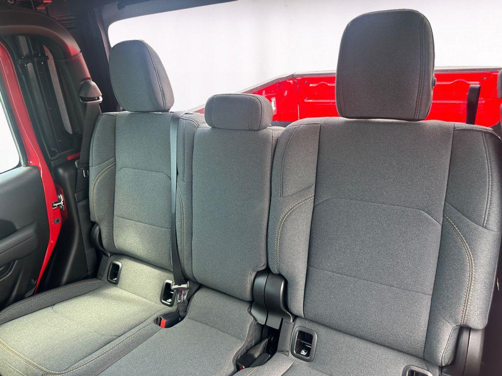 new 2025 Jeep Gladiator car, priced at $36,164
