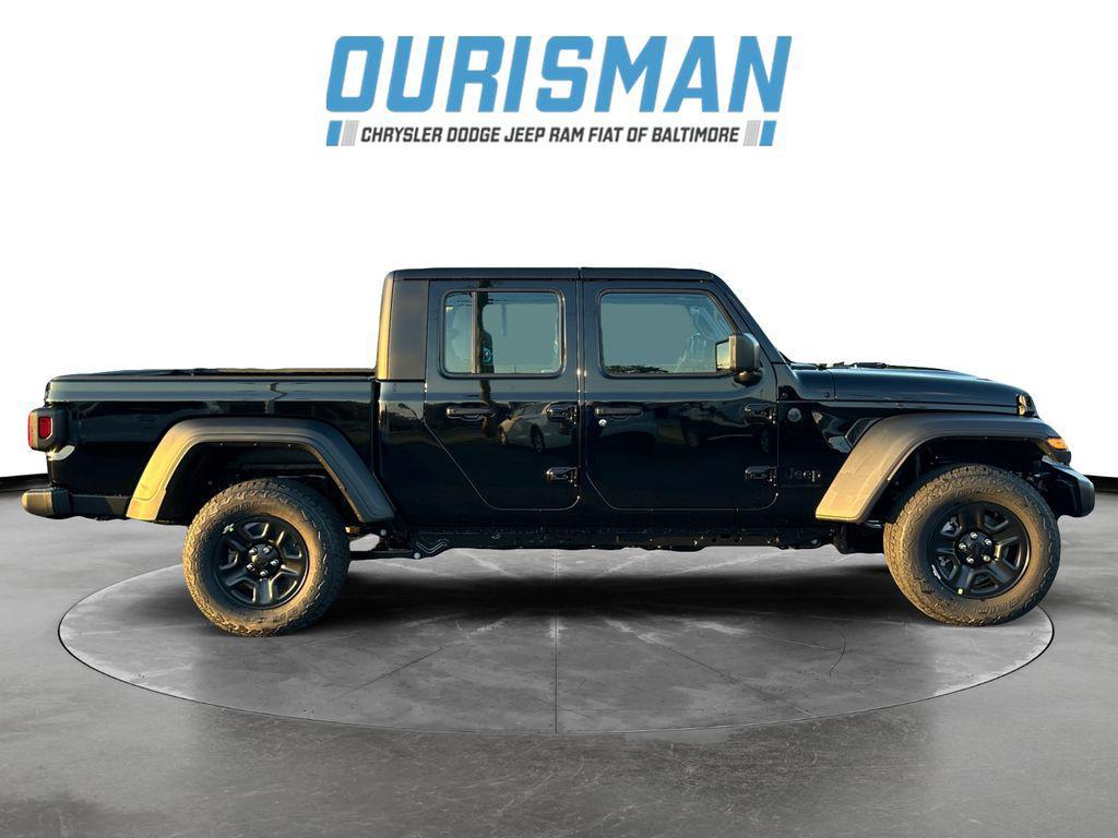 new 2025 Jeep Gladiator car, priced at $37,000