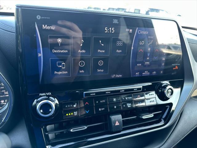 used 2021 Toyota Highlander car, priced at $38,500