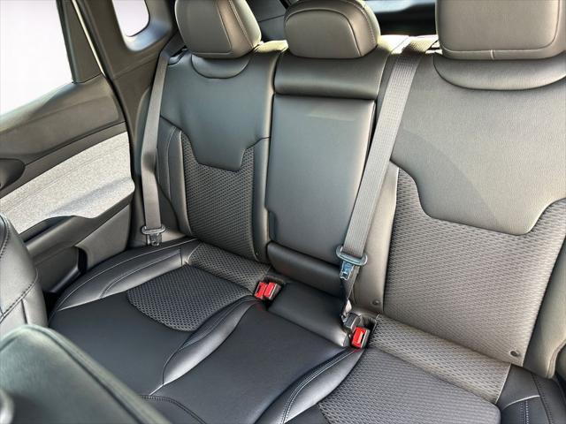 new 2025 Jeep Compass car, priced at $25,904