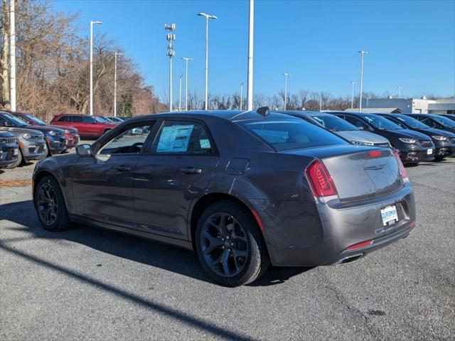 new 2023 Chrysler 300 car, priced at $30,258