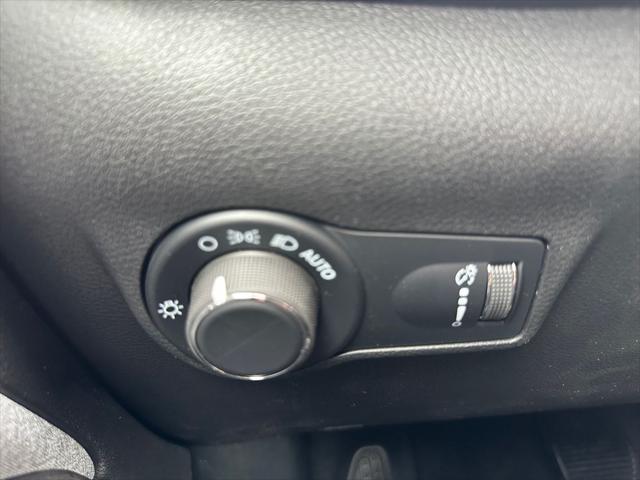 new 2025 Jeep Compass car, priced at $29,090