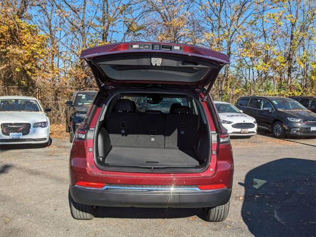 new 2024 Jeep Grand Cherokee car, priced at $42,449