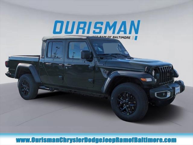 new 2023 Jeep Gladiator car, priced at $45,863