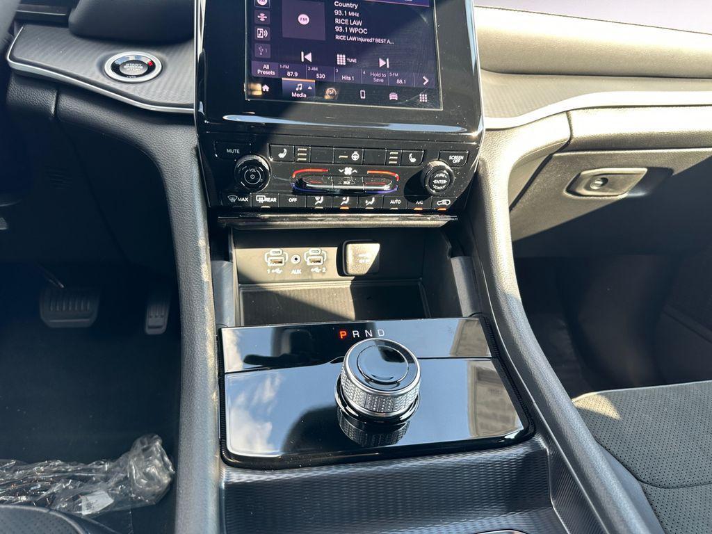 new 2025 Jeep Grand Cherokee L car, priced at $42,467