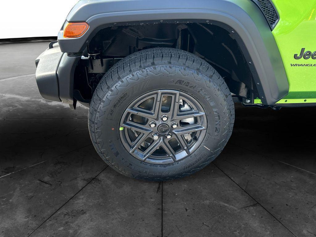 new 2025 Jeep Wrangler car, priced at $40,973