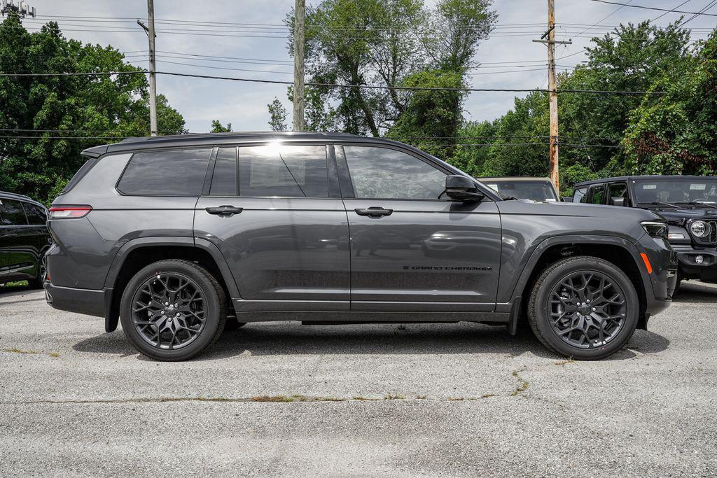 new 2025 Jeep Grand Cherokee L car, priced at $68,305
