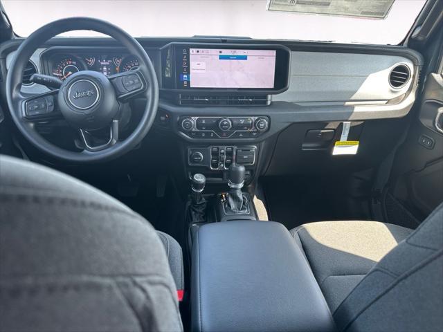new 2025 Jeep Gladiator car, priced at $39,300